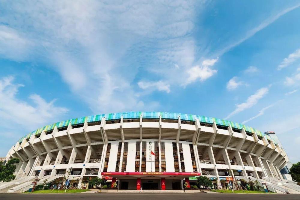 NG体育网站- 勒阿弗尔海港主题球场落成，航海元素融入建筑设计  